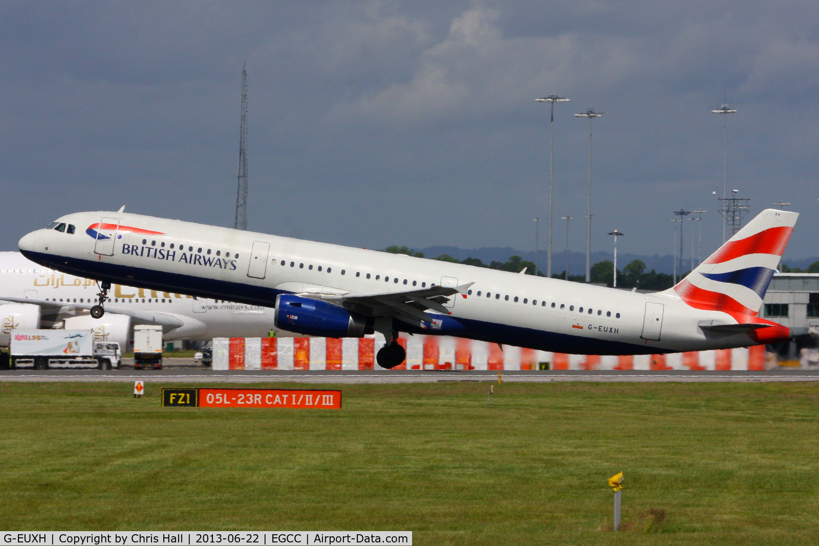 G-EUXH, 2004 Airbus A321-231 C/N 2363, British Airways