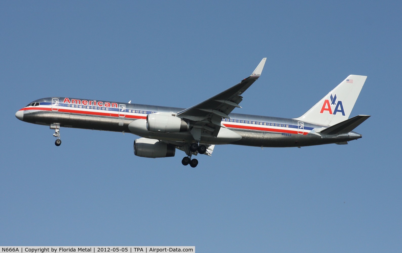 N666A, 1992 Boeing 757-223 C/N 25300, American 757