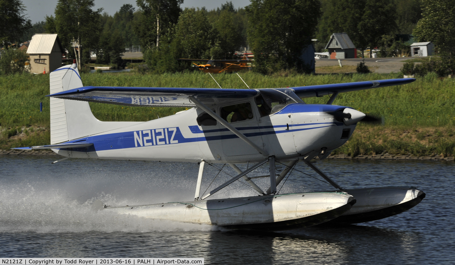 N2121Z, 1963 Cessna 180F C/N 18051221, Taxiing at Lake Hood