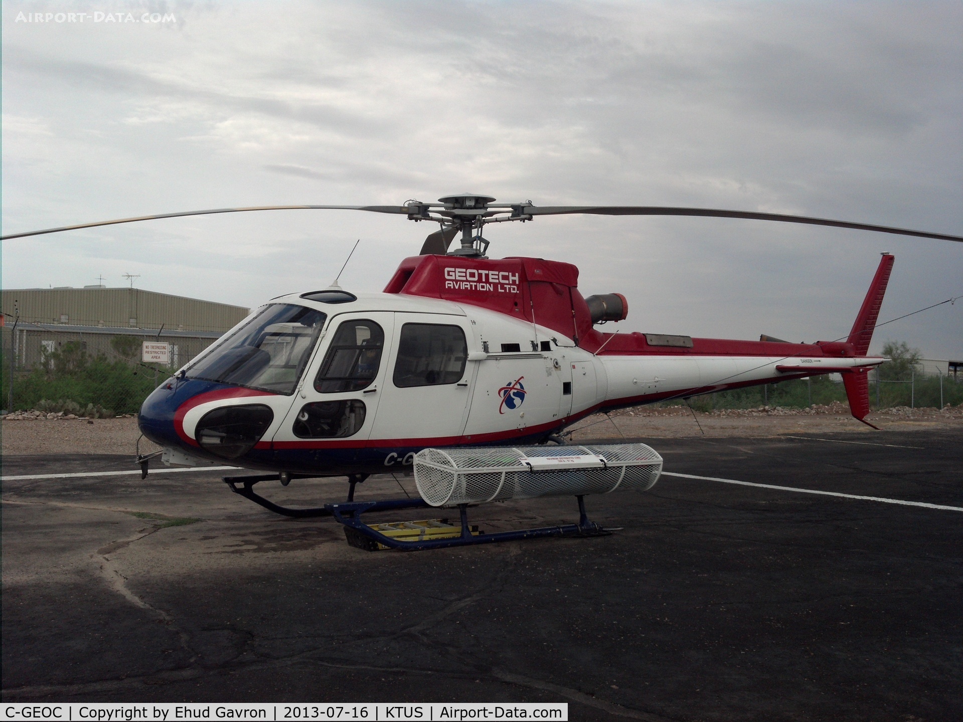 C-GEOC, 2009 Eurocopter AS-350B-3 Ecureuil Ecureuil C/N 4719, C-GEOC parked at SW Heli, Tucson AZ