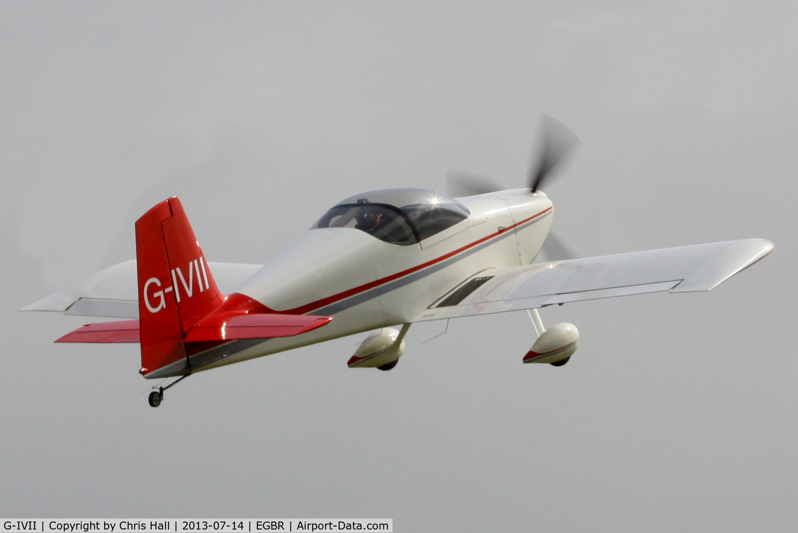 G-IVII, 2004 Vans RV-7 C/N PFA 323-14222, at the Real Aeroplane Club's Wings & Wheels fly-in, Breighton