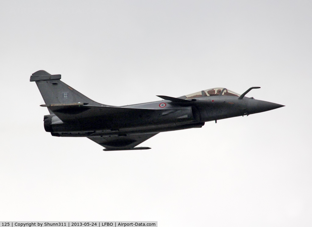 125, Dassault Rafale C C/N 125, Low pass for exercice above rwy 32L