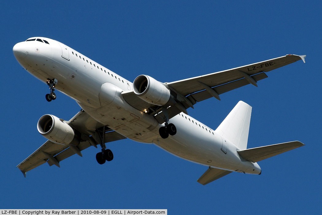 LZ-FBE, 2009 Airbus A320-214 C/N 3780, Airbus A320-214 [3780] (Bulgaria Air) Home~G 09/08/2010. On approach 27R all white scheme.