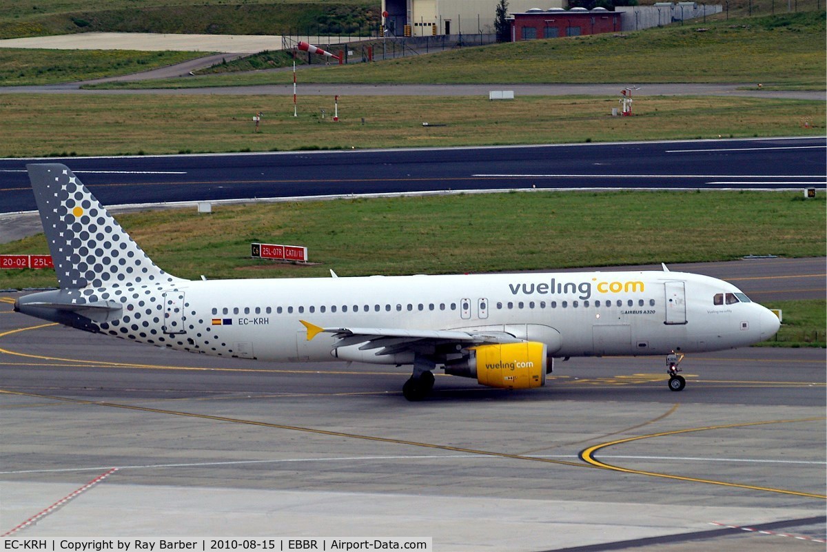 EC-KRH, 2008 Airbus A320-214 C/N 3529, Airbus A320-214 [3529] (Vueling Airlines) Brussels~OO 15/08/2010