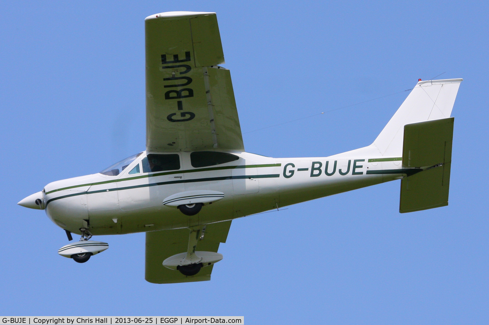 G-BUJE, 1973 Cessna 177B Cardinal C/N 177-01920, privately owned