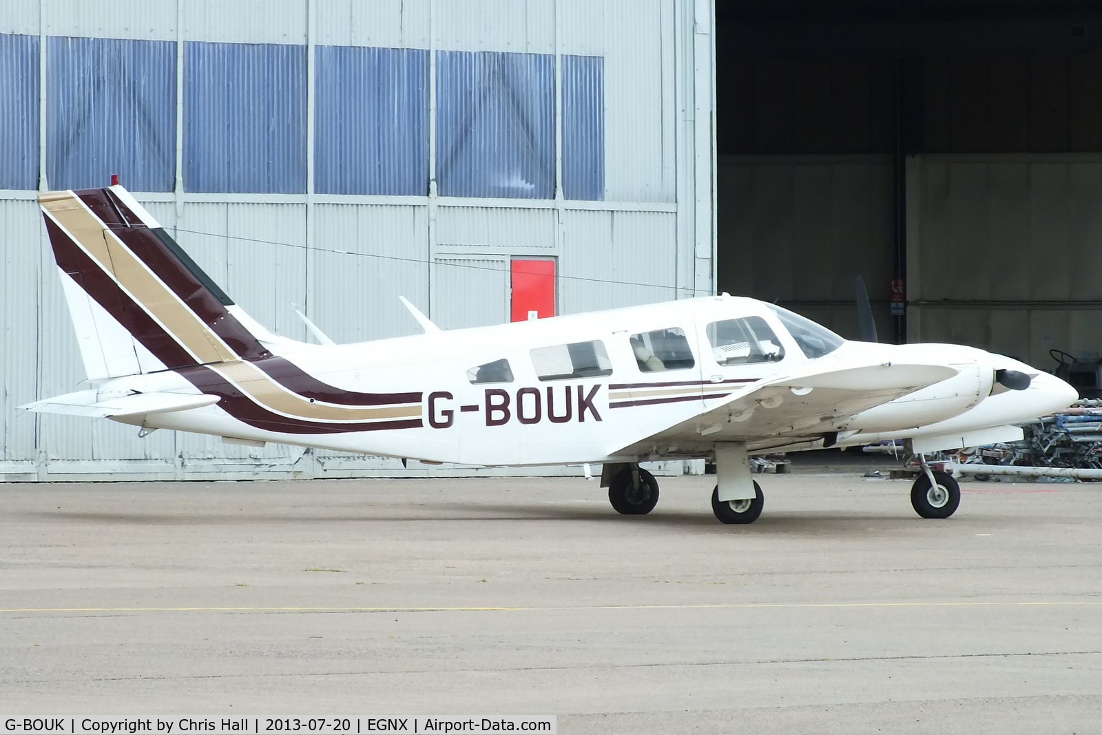G-BOUK, 1975 Piper PA-34-200T Seneca II C/N 34-7570124, privately owned