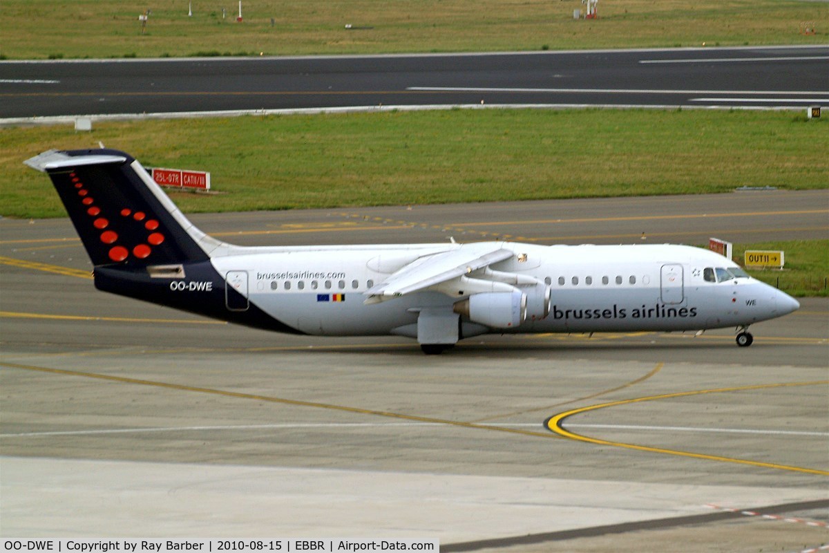 OO-DWE, 1998 British Aerospace Avro 146-RJ100 C/N E3327, BAe 146-RJ100 [E3327] (Brussels Airlines) Brussels~OO 15/08/2010