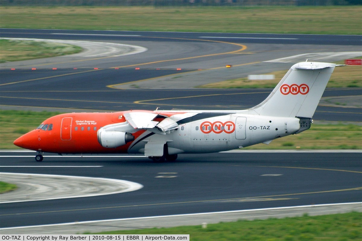 OO-TAZ, 1991 British Aerospace BAe.146-200QC Quick Change C/N E2188, BAe 146-RJ200QC [E2188] (TNT Airways) Brussels~OO 15/08/2010