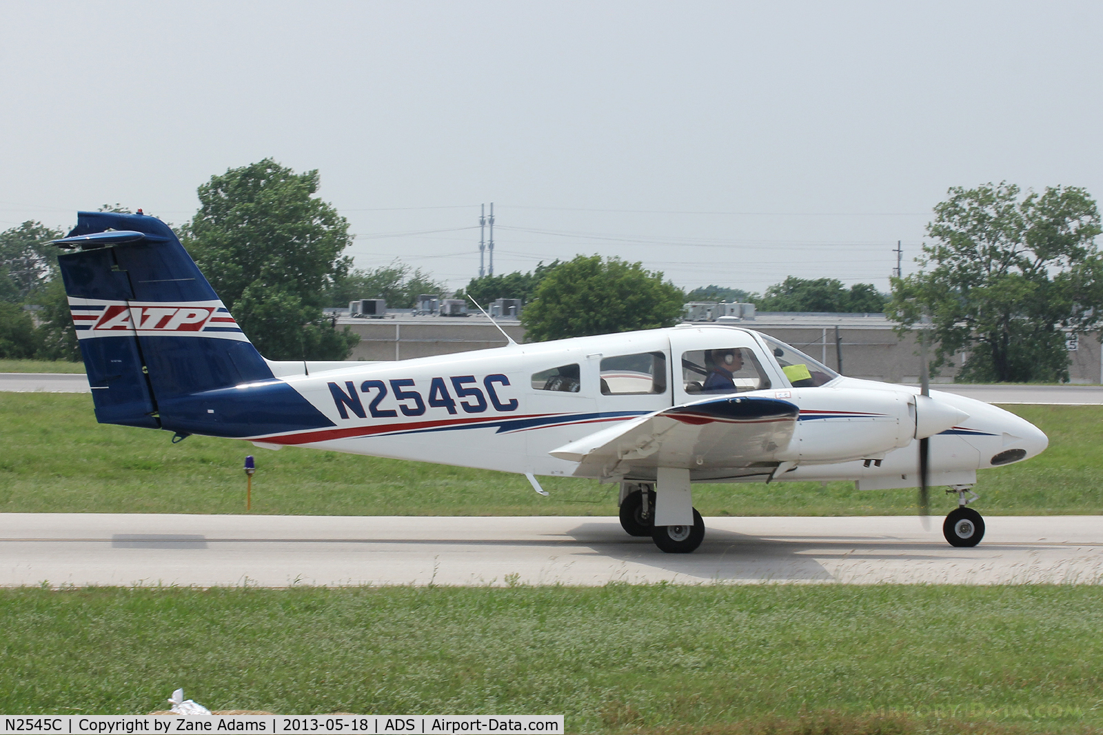 N2545C, Piper PA-38-112 Tomahawk C/N 3879A0224, ATP twin at Addison Municipal