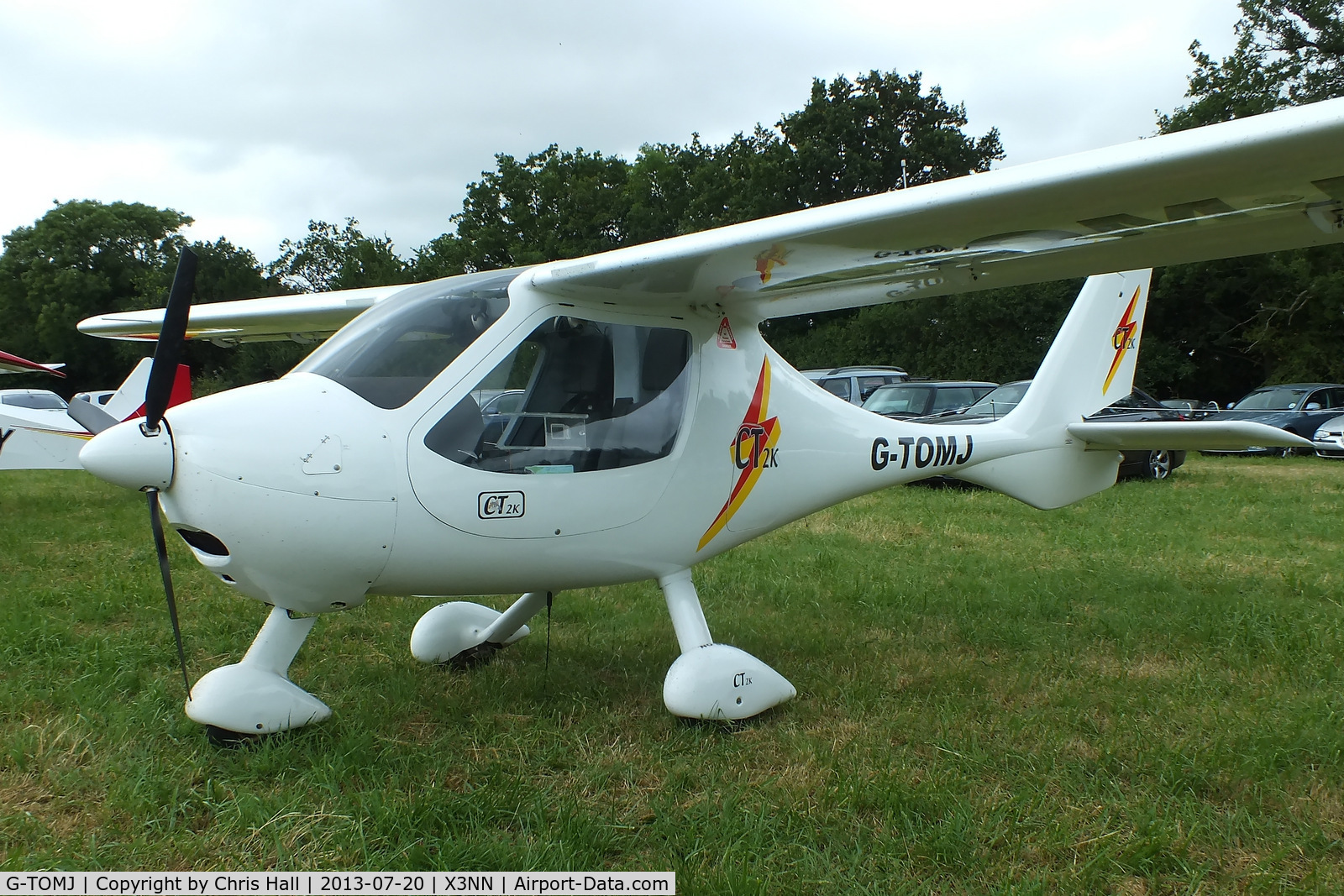 G-TOMJ, 2003 Flight Design CT2K C/N 7975, at the Stoke Golding stakeout 2013