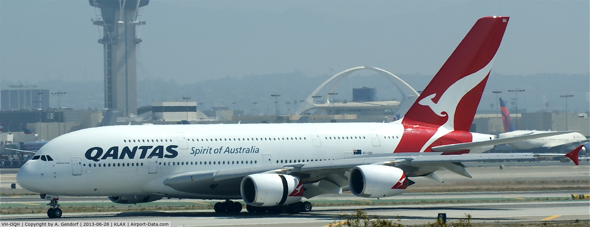 VH-OQH, 2009 Airbus A380-842 C/N 050, Qantas, seen here shortly after landing at Los Angeles Int´l(KLAX)