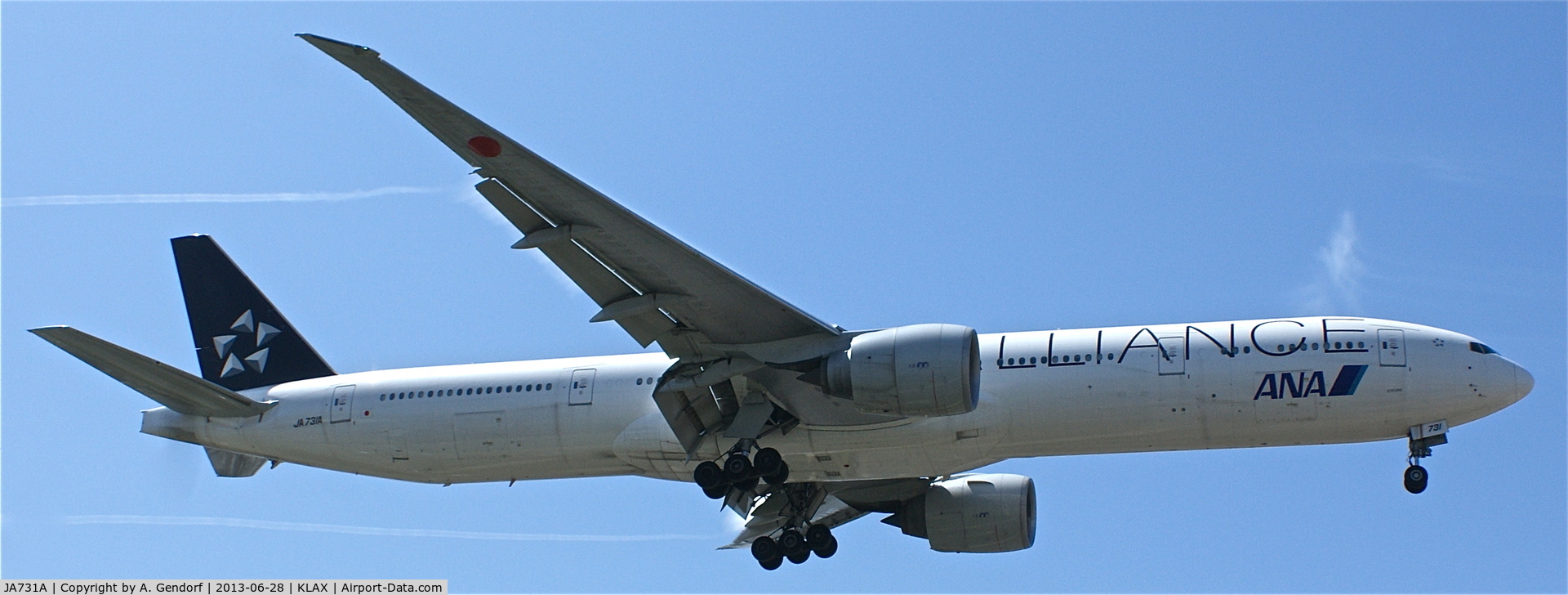 JA731A, 2004 Boeing 777-381/ER C/N 28281, ANA (Star Alliance cs.), is landing on RWY 24R at Los Angeles Int´l(KLAX)