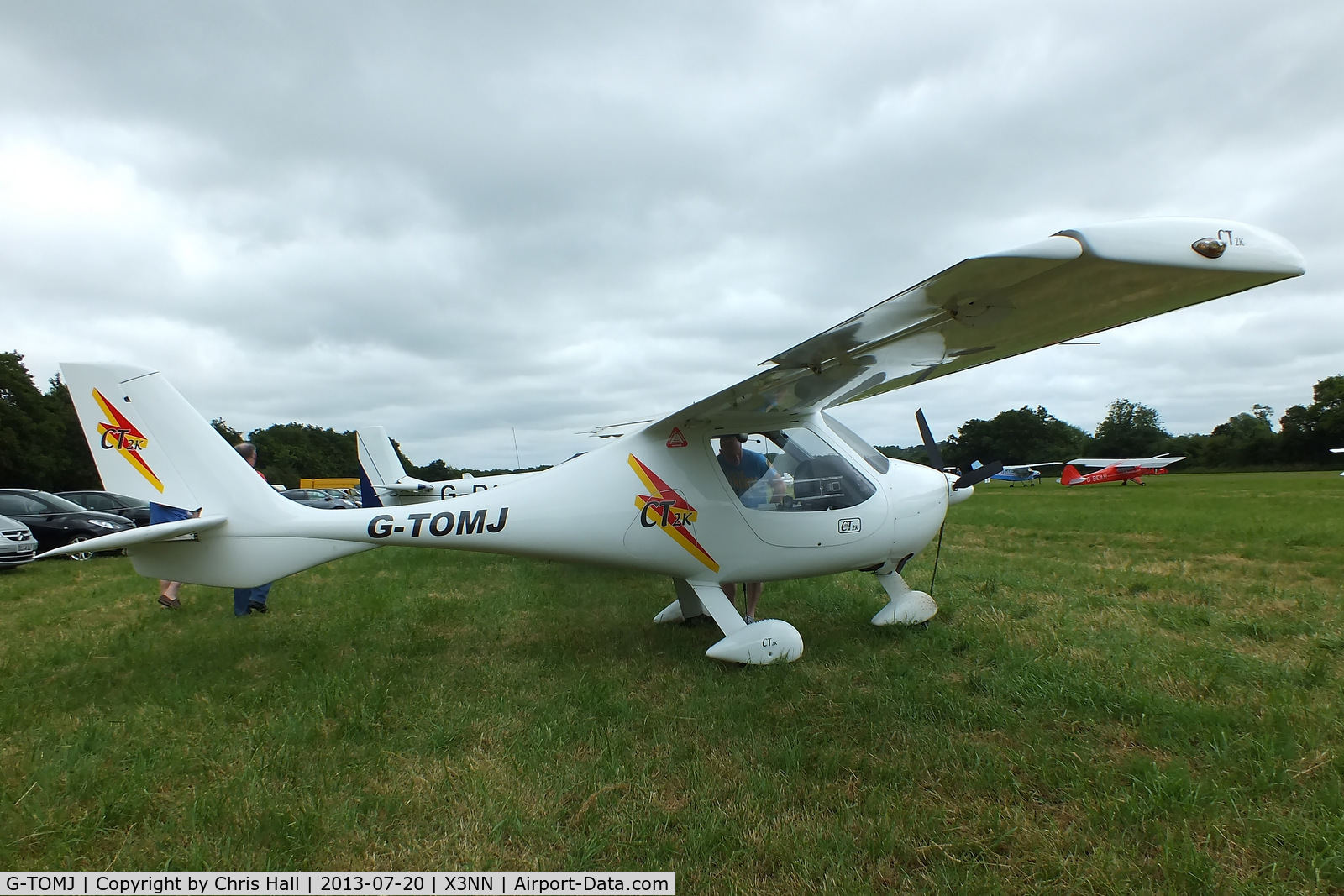 G-TOMJ, 2003 Flight Design CT2K C/N 7975, at the Stoke Golding stakeout 2013