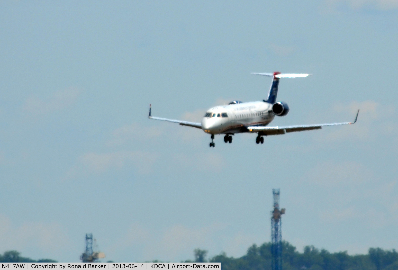 N417AW, 2002 Bombardier CRJ-200LR (CL-600-2B19) C/N 7610, Approach DCA