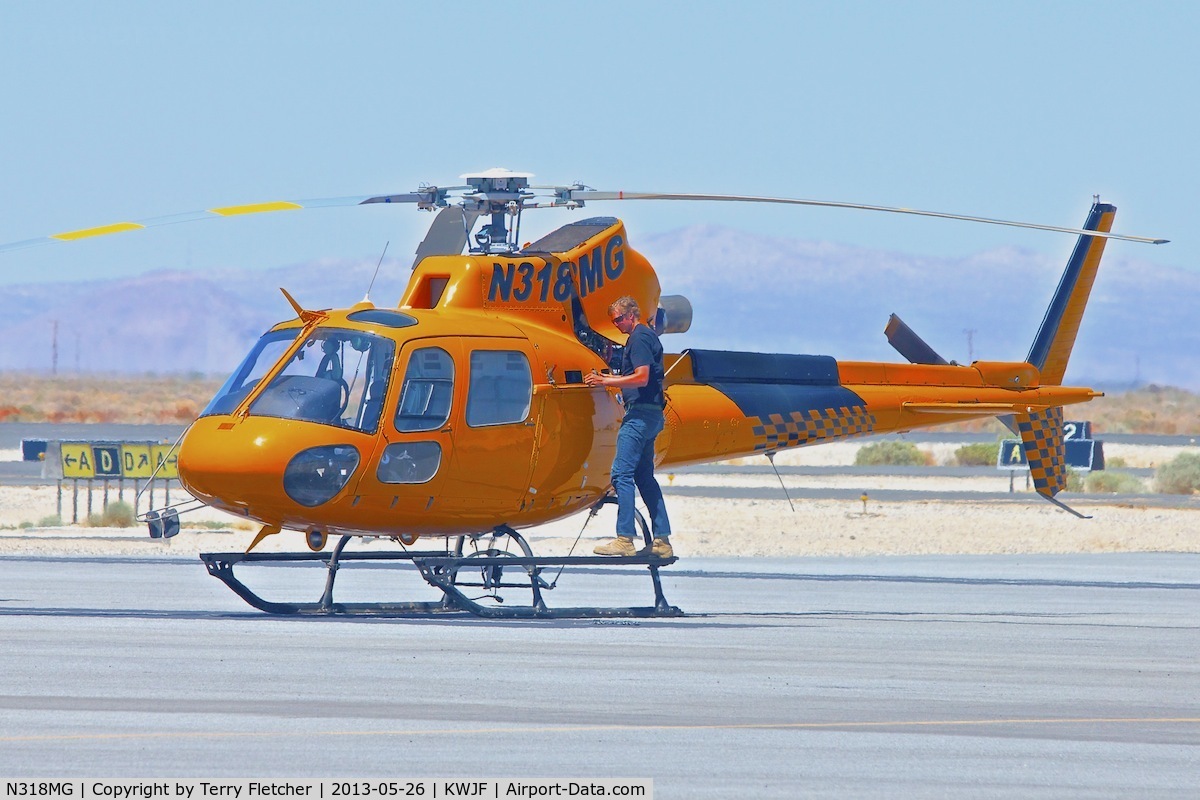 N318MG, 2012 Eurocopter AS-350B-3 Ecureuil Ecureuil C/N 7473, At Lancaster Fox Field