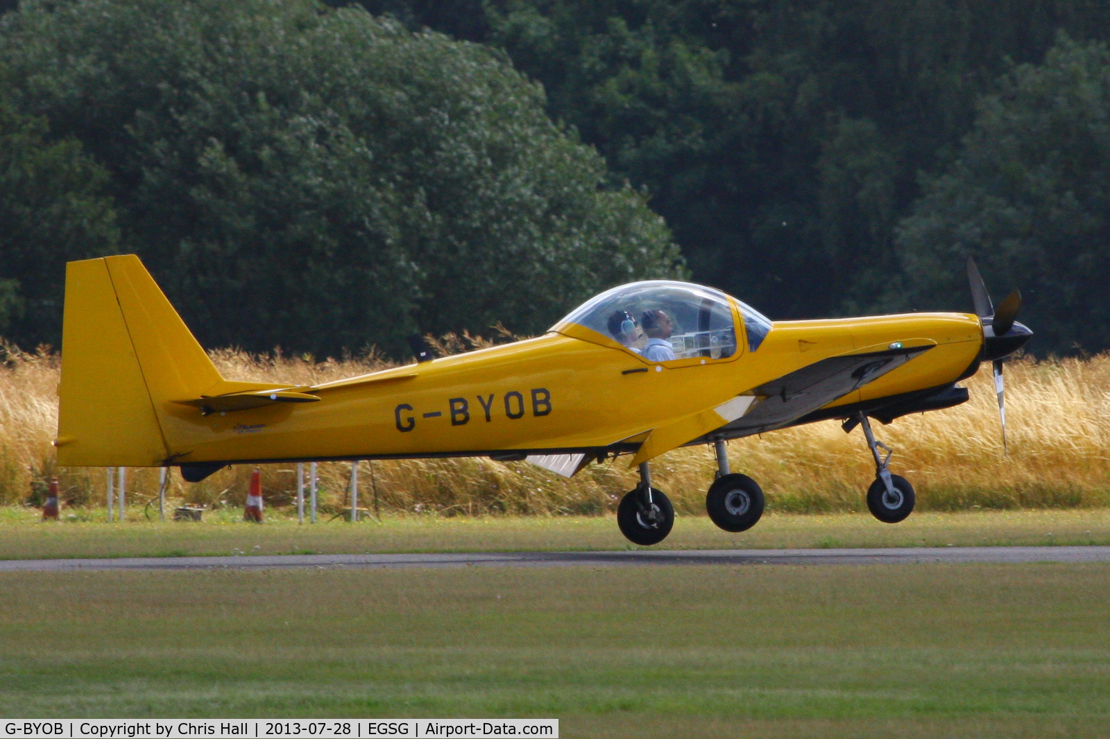 G-BYOB, 1999 Slingsby T-67M-260 Firefly C/N 2263, Stapleford Flying Club