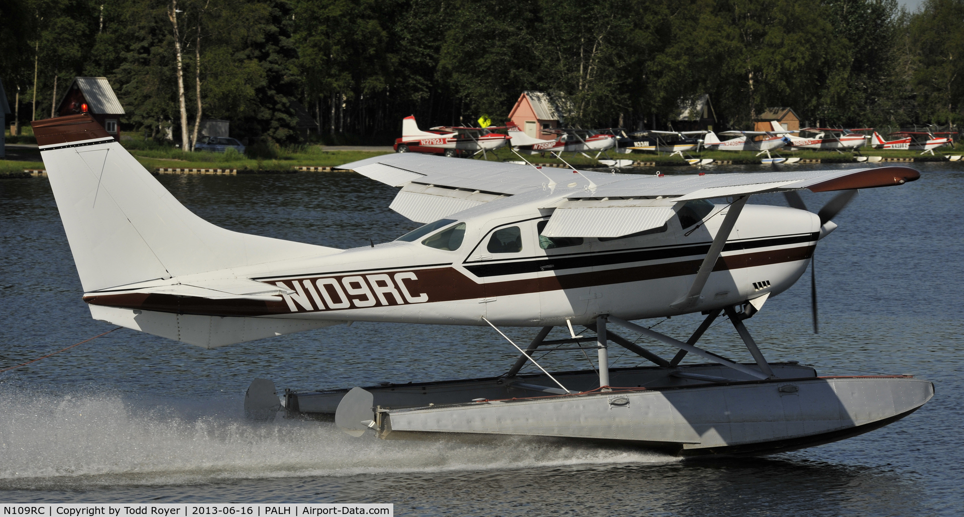 N109RC, 1974 Cessna U206F Stationair C/N U20602616, Landing at Lake Hood