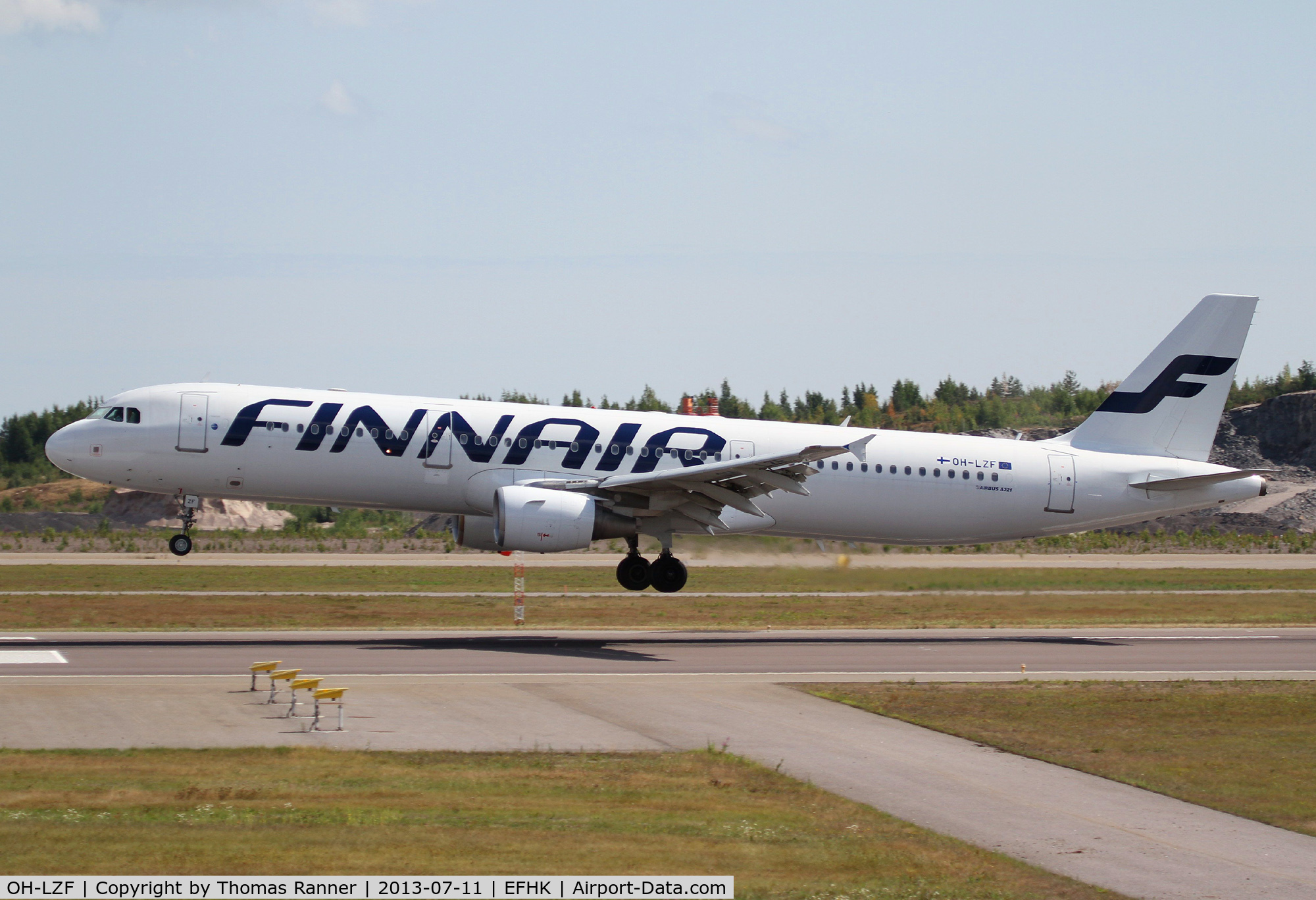 OH-LZF, 2004 Airbus A321-211 C/N 2208, Finnair A321