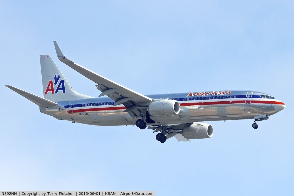 N892NN, 2012 Boeing 737-823 C/N 31145, Overhead Balboa Park on approach to San Diego International , California