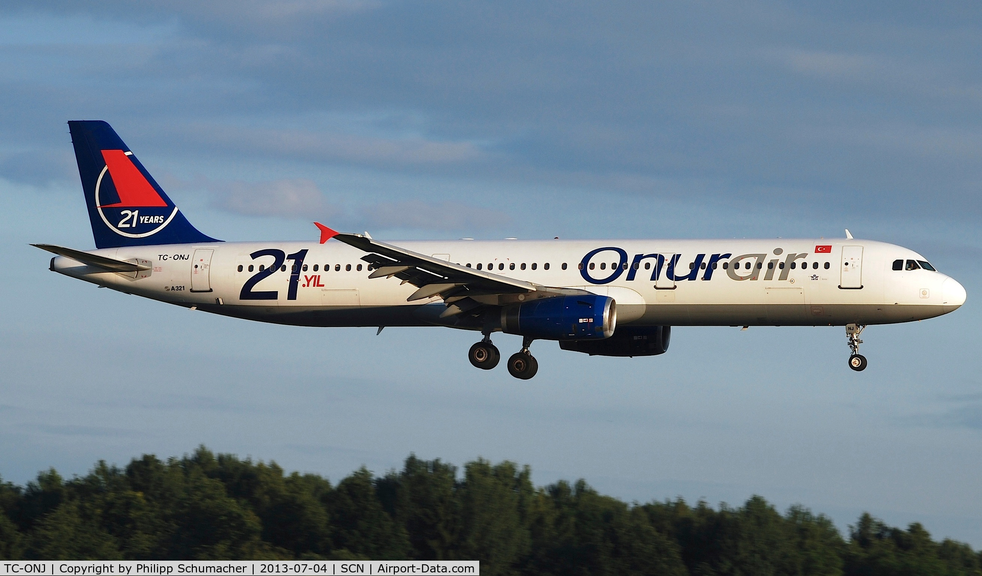 TC-ONJ, 1993 Airbus A321-131 C/N 385, flying for SunExpress this evening !