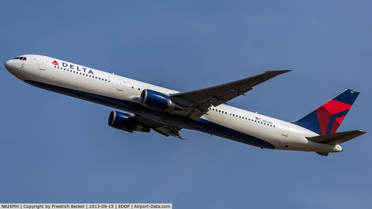 N826MH, 1999 Boeing 767-432/ER C/N 29713, departure from Frankfurt