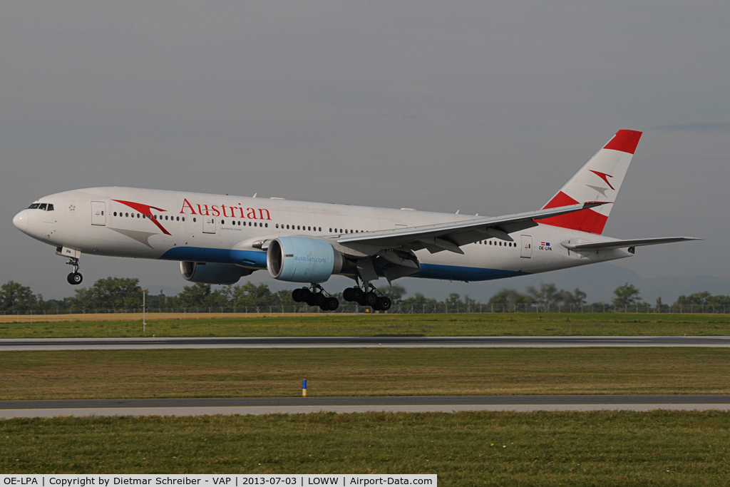 OE-LPA, 1997 Boeing 777-2Z9/ER C/N 28698, Austrian Airlines Boeing 777-200