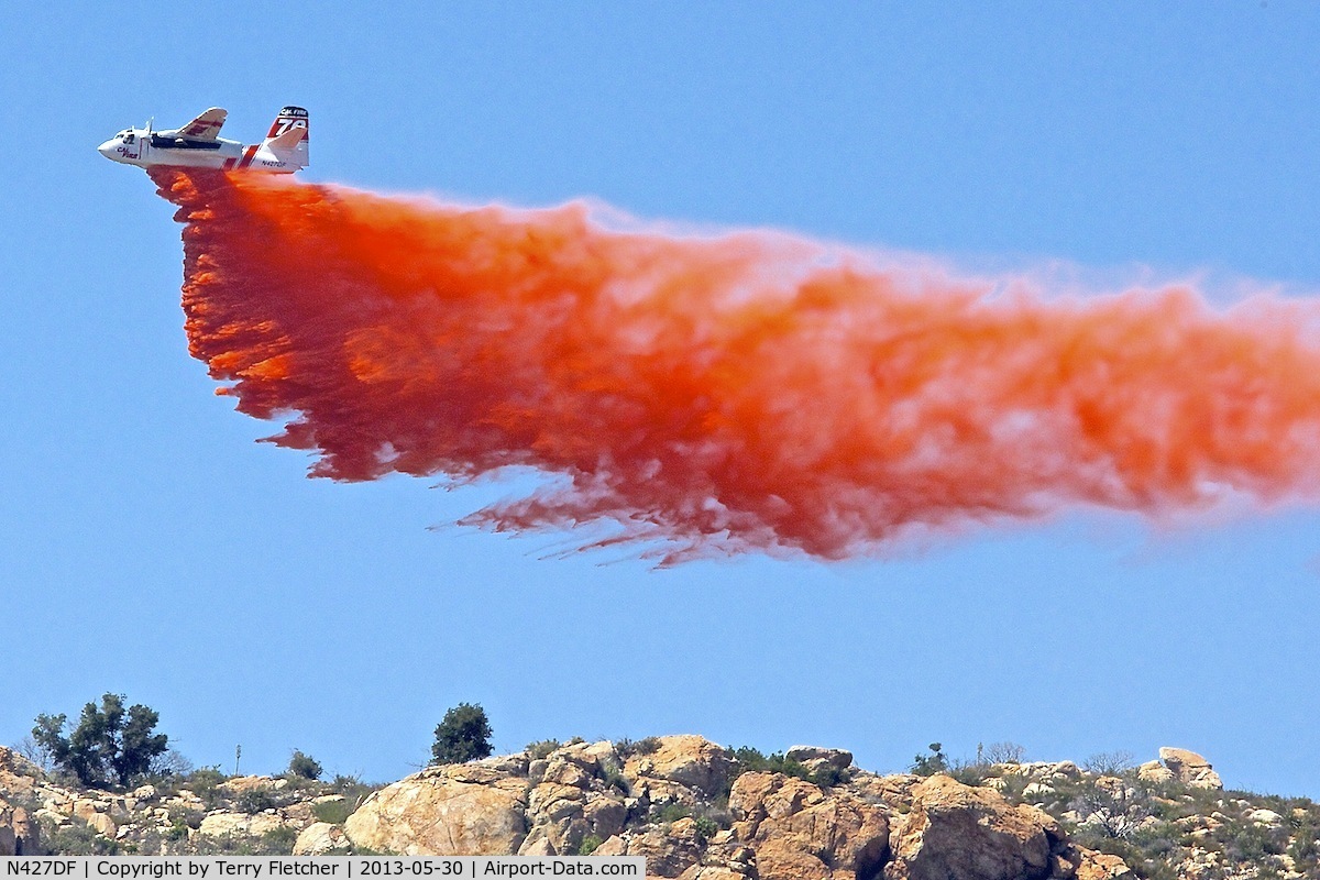 N427DF, 2001 Marsh Aviation S-2F3AT C/N 153570, Fire-fighting , north of Ramona , California