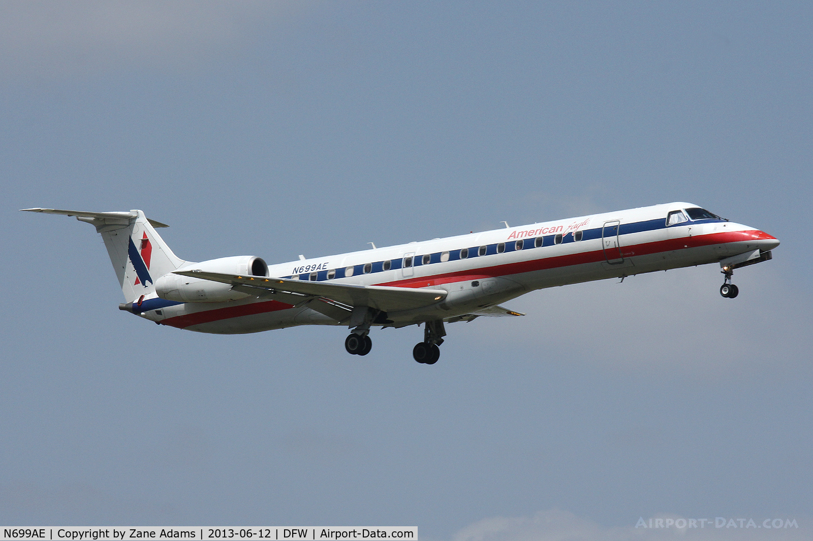 N699AE, 2005 Embraer ERJ-145LR (EMB-145LR) C/N 14500883, Landing at DFW Airport