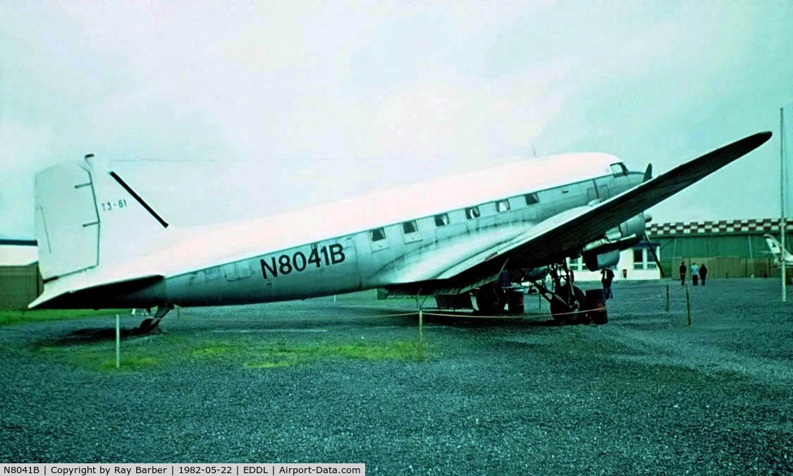 N8041B, 1943 Douglas C-47 Dakota 3 C/N 10100, Douglas DC-3C-47A-50-DL [10100] (Air Classic Collection) Dusseldorf~D 22/05/1982