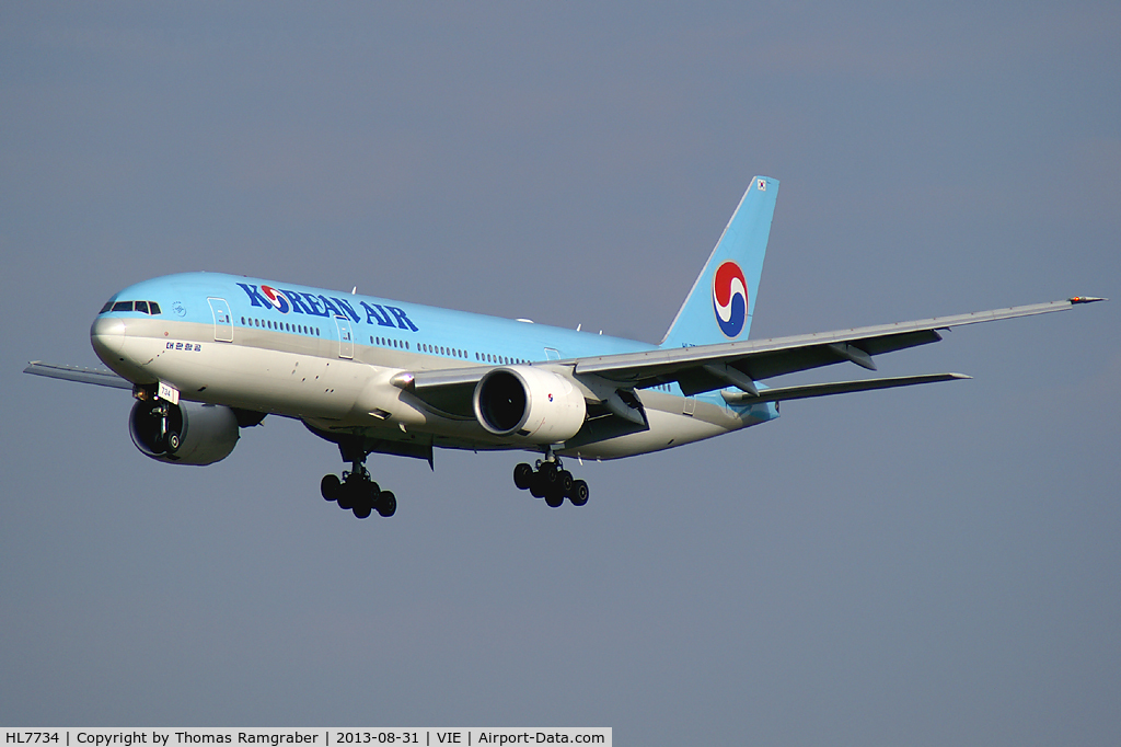 HL7734, 2008 Boeing 777-2B5/ER C/N 34207, Korean Air Boeing 777-200