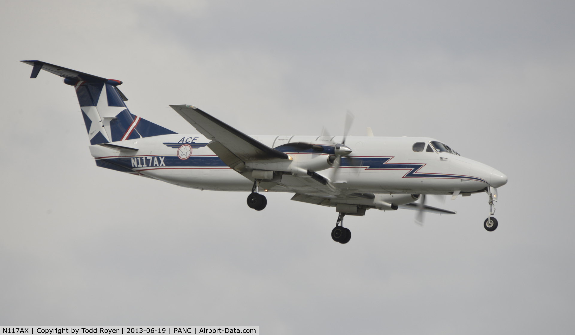 N117AX, 1989 Beech 1900C C/N UC-79, Landing at Anchorage