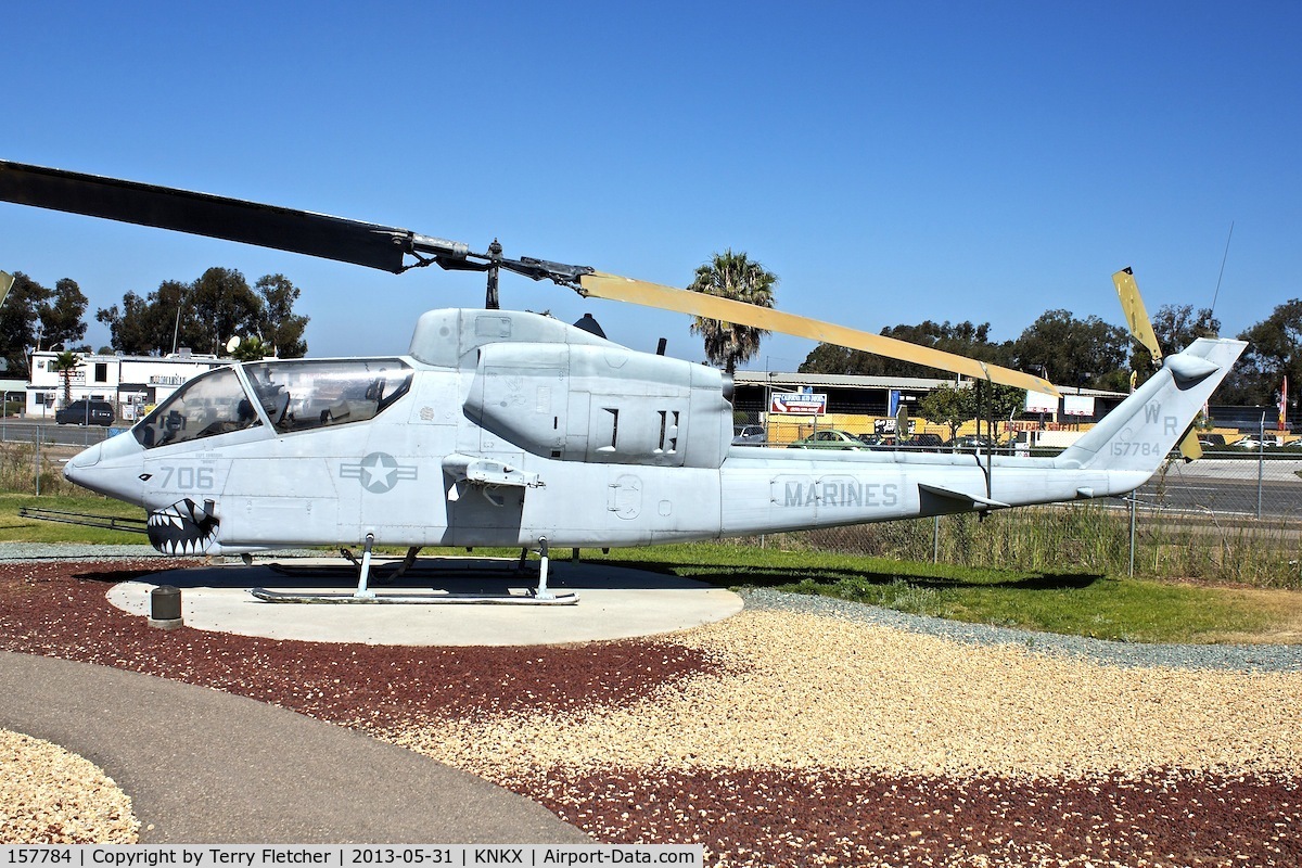 157784, Bell AH-1J Sea Cobra C/N 26028, Displayed at the Flying Leatherneck Aviation Museum in San Diego, California