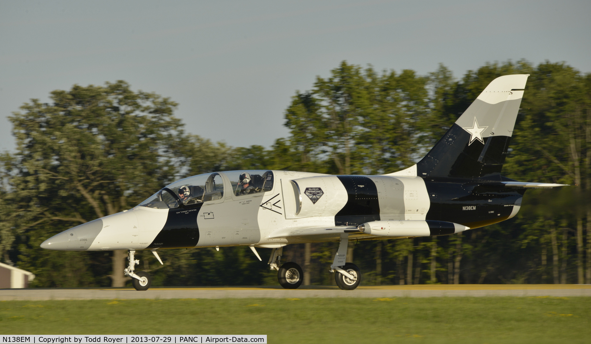 N138EM, Aero L-39 Albatros C/N PA 831106, Airventure 2013