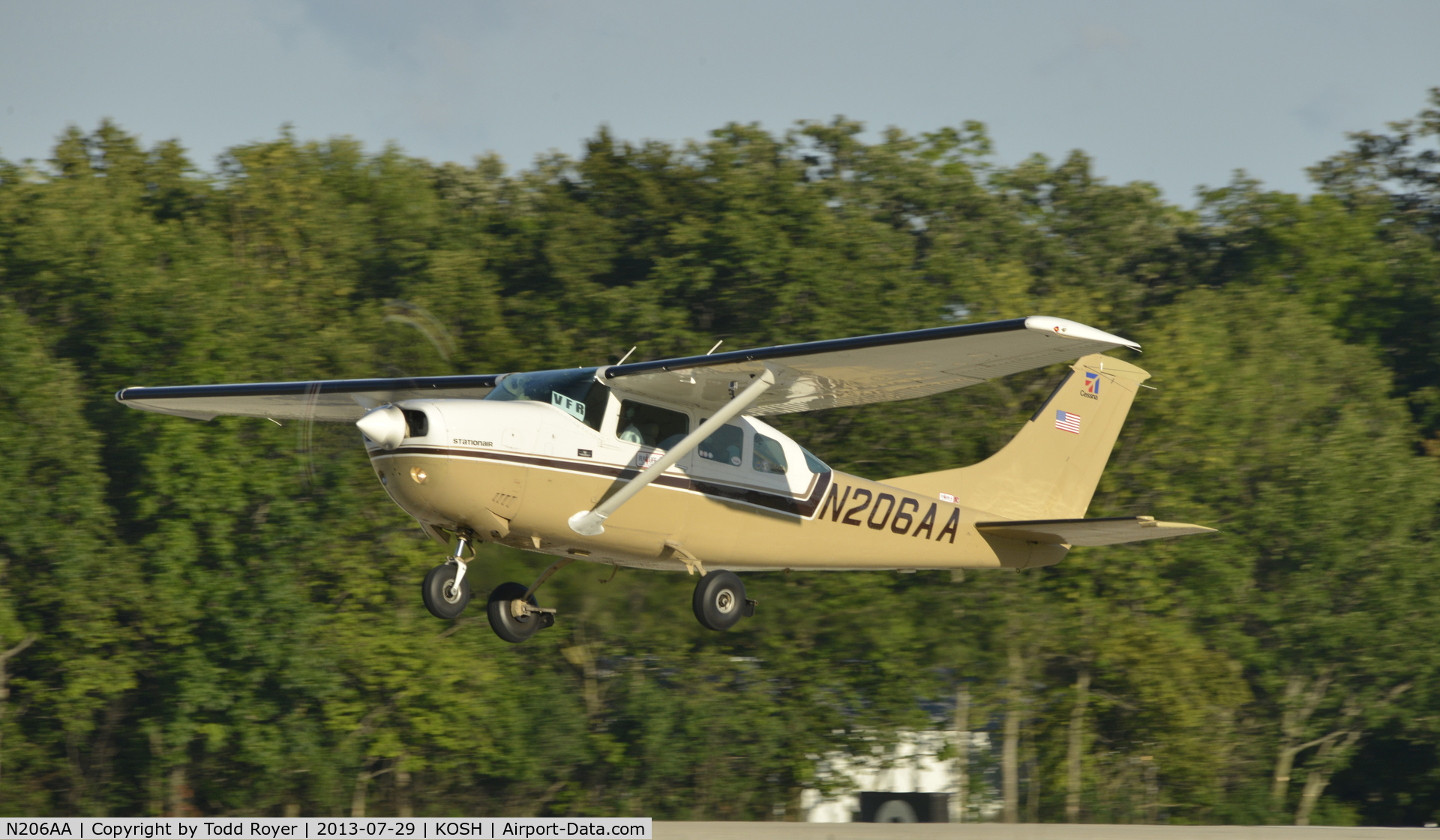 N206AA, 1976 Cessna U206F Stationair C/N U20603410, Airventure 2103