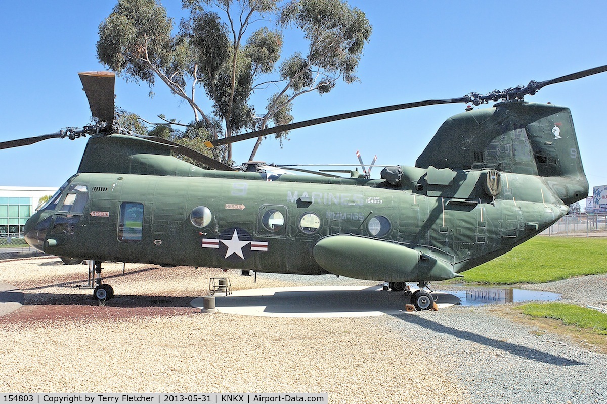154803, Boeing Vertol CH-46D Sea Knight C/N 2410, Displayed at the Flying Leathernecks Aviation Museum, San Diego