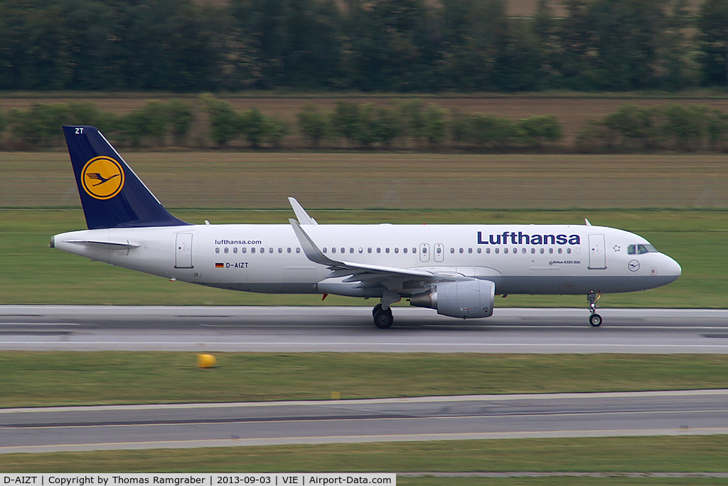 D-AIZT, 2013 Airbus A320-214 C/N 5601, Lufthansa Airbus A320