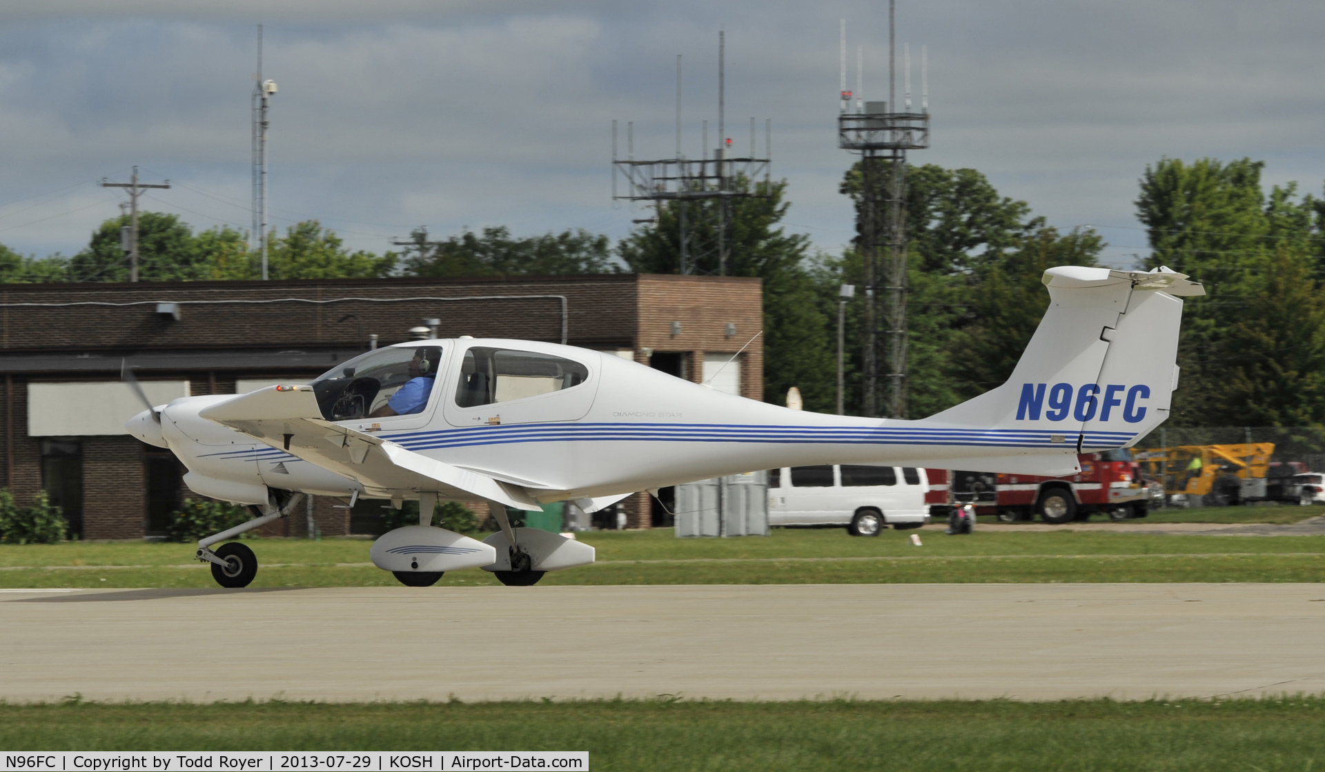 N96FC, 2006 Diamond DA-40F Diamond Star C/N 40.FC015, Airvenutre 2013