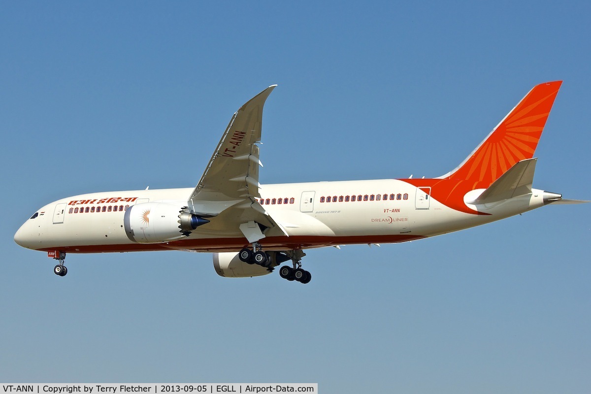 VT-ANN, 2013 Boeing 787-8 Dreamliner C/N 36285, On approach to London Heathrow