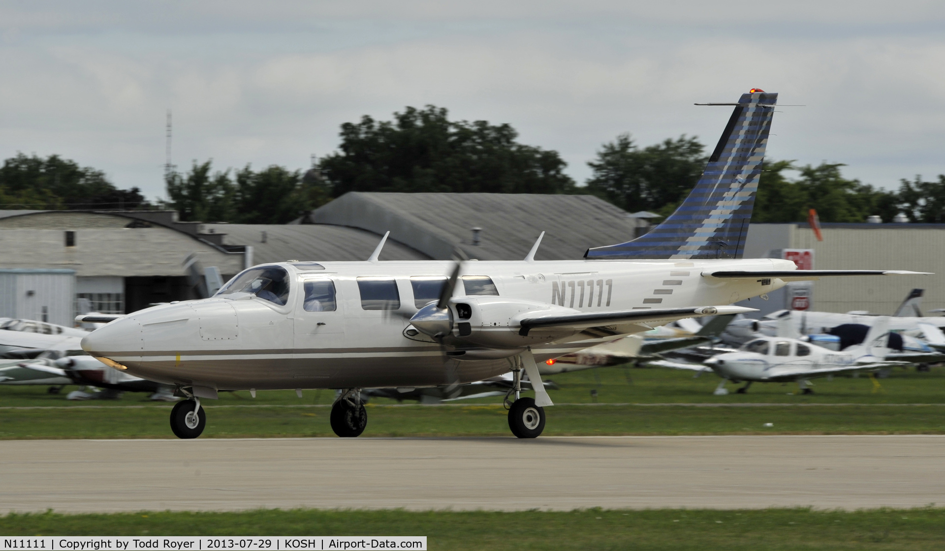 N11111, 1983 Piper PA-60-602P Aerostar C/N 60-8365021, Airventure 2013