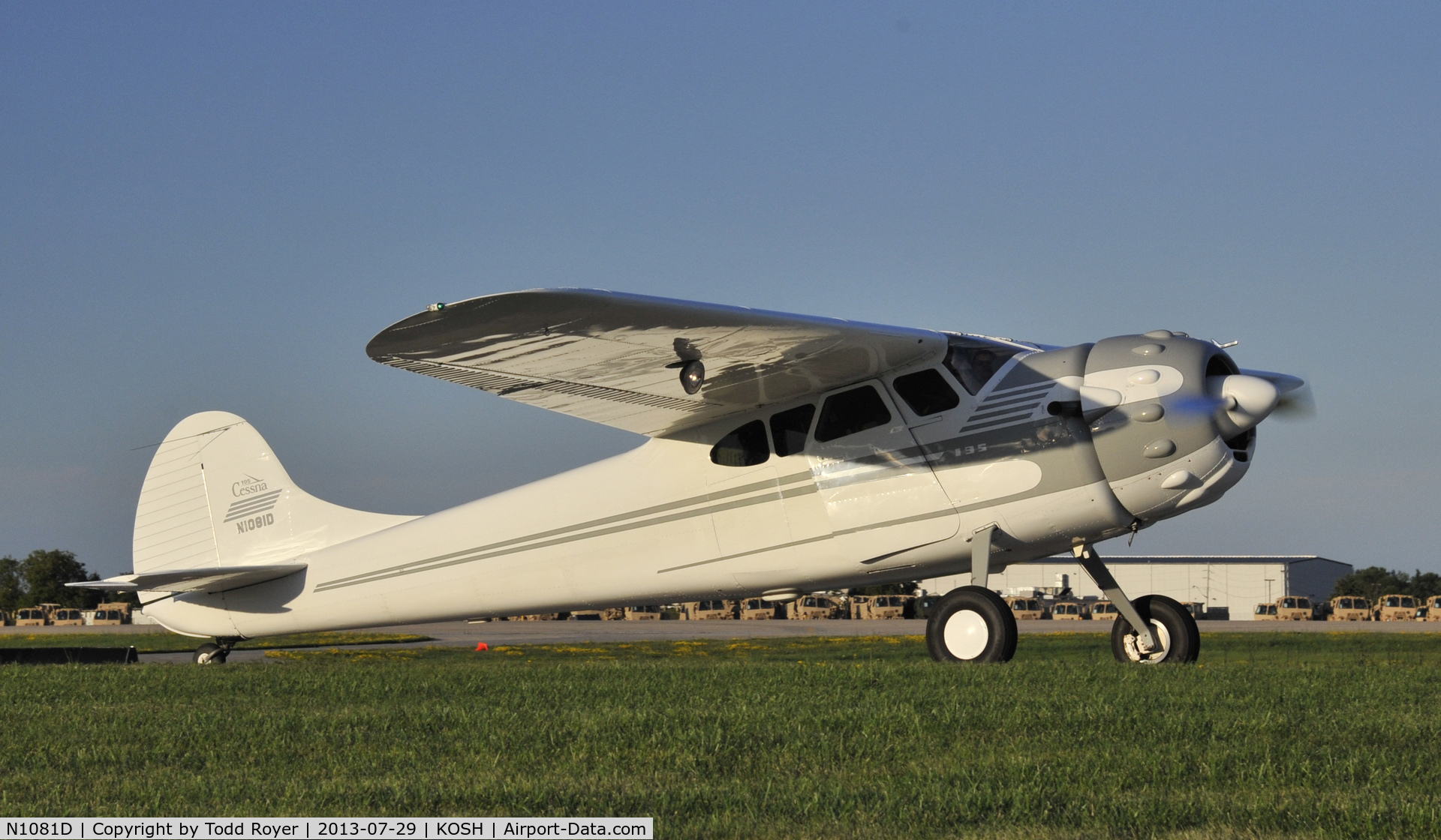 N1081D, 1951 Cessna 190 C/N 7693, Airventure 2013