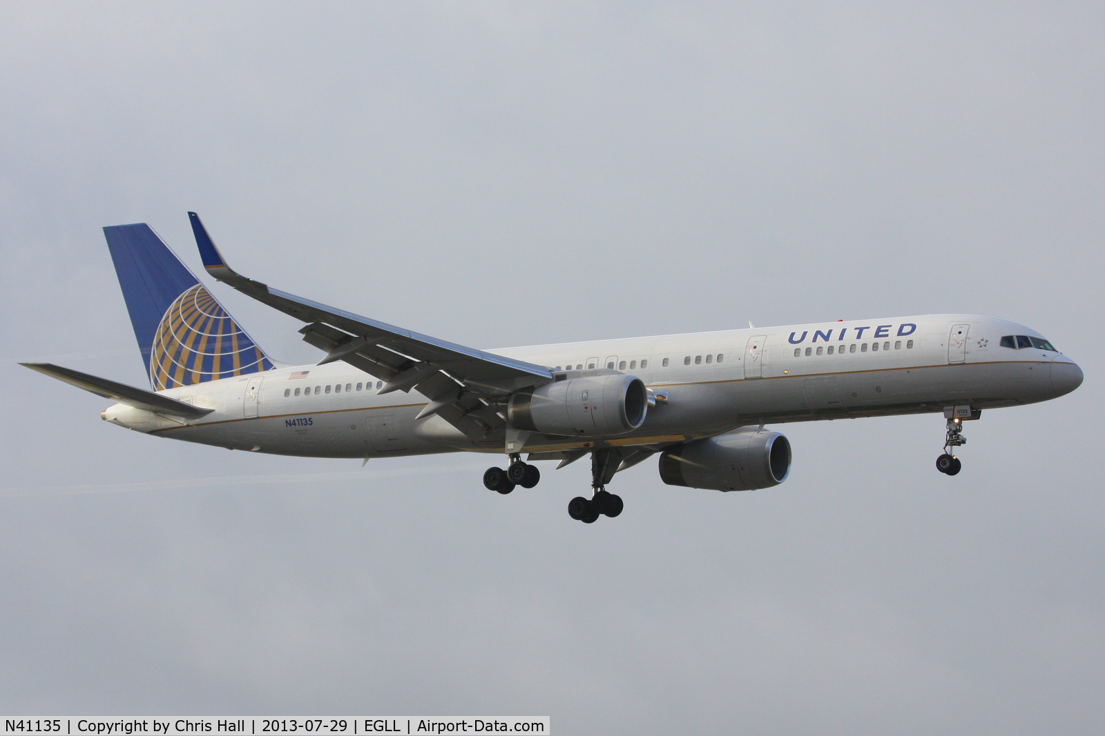 N41135, 1999 Boeing 757-224 C/N 29284, United