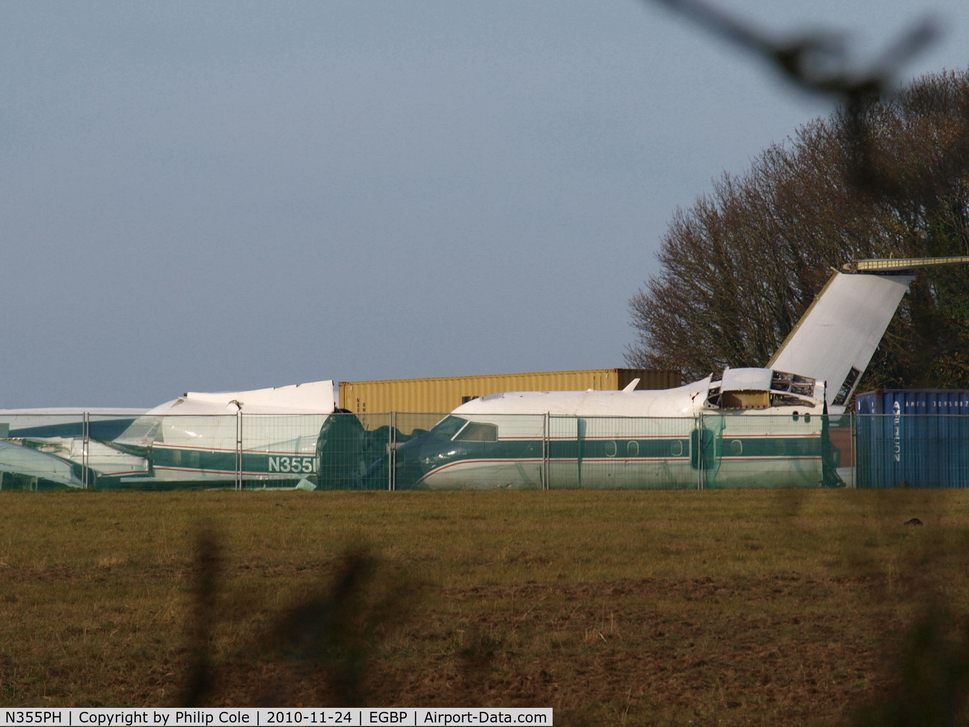 N355PH, 1997 De Havilland Canada DHC-8/Q200 Dash 8 C/N 500, Crashed Remains stored in Compound for scrapping