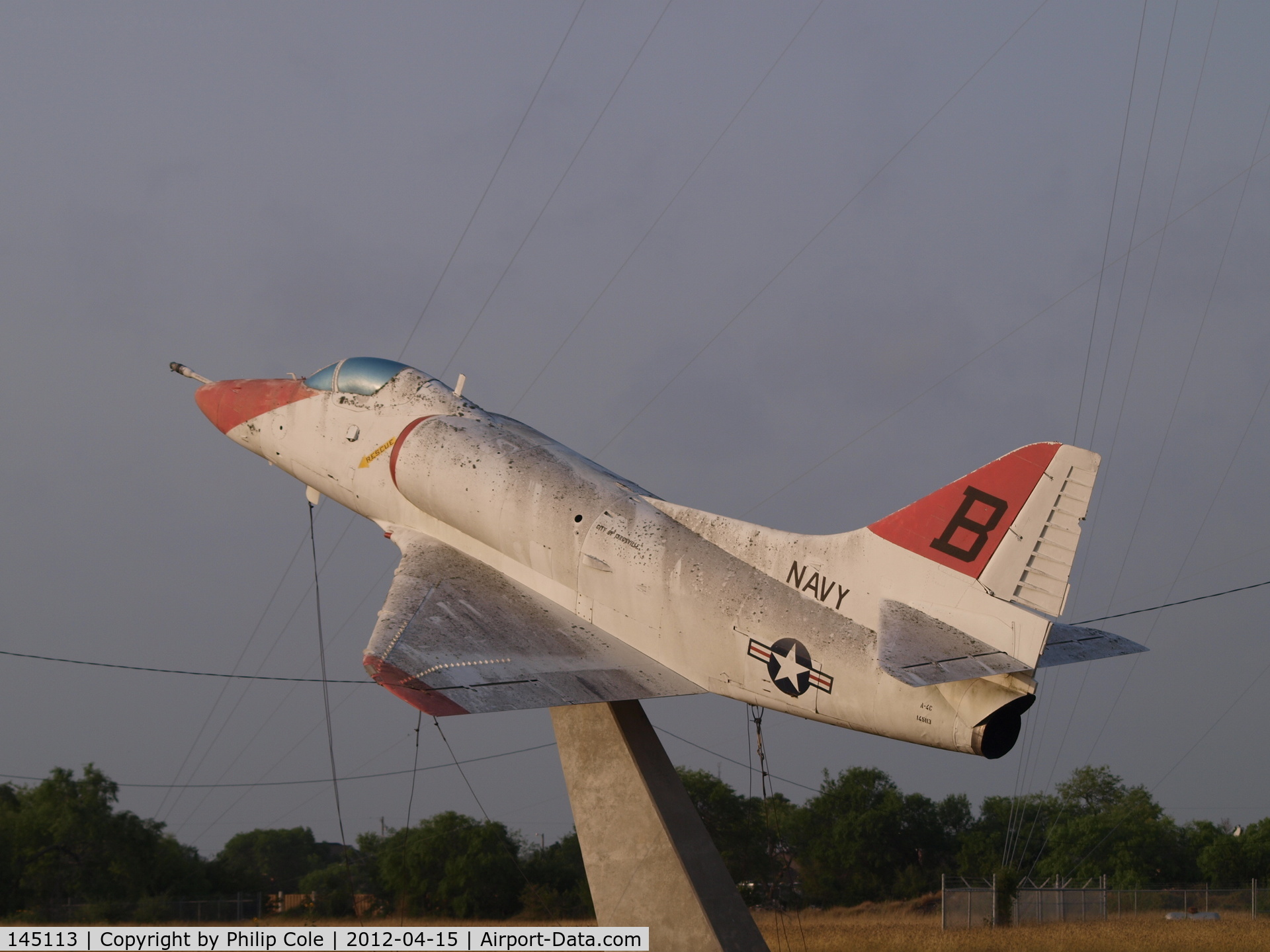 145113, Douglas A-4C Skyhawk C/N 12359, Dick Kleberg park, Kingsville
