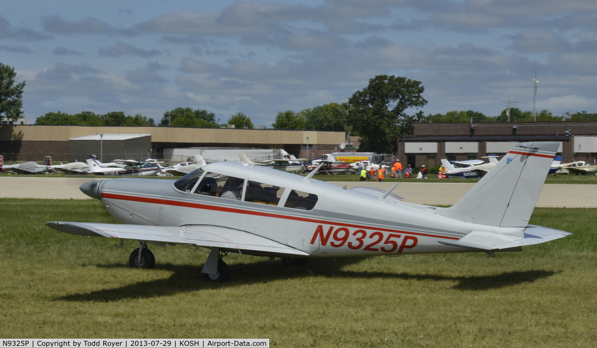 N9325P, 1969 Piper PA-24-260 C/N 24-4822, Airventure 2013
