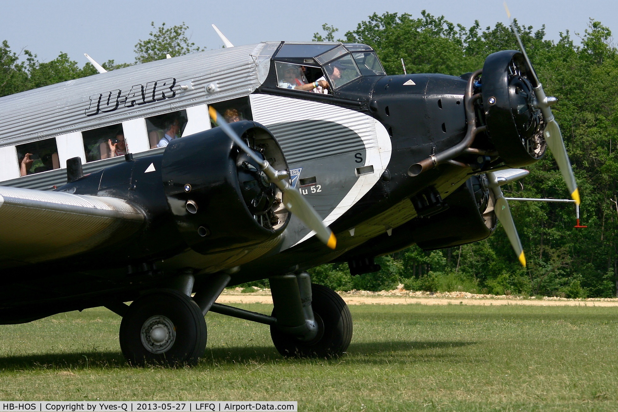 HB-HOS, 1939 Junkers Ju-52/3m g4e C/N 6580, Junkers Ju-52 3m g4e, La Ferte-Alais Airfield (LFFQ) Air show 2013