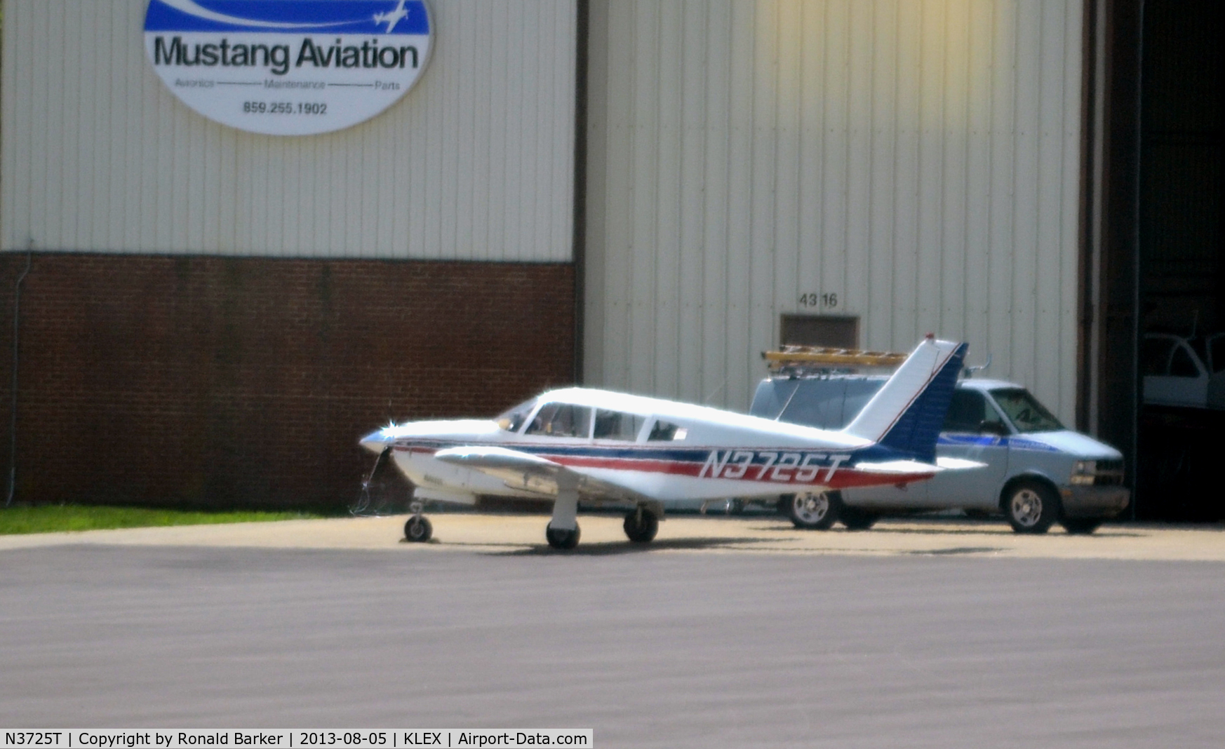 N3725T, 1967 Piper PA-28R-180 Cherokee Arrow C/N 28R-30031, Lexington