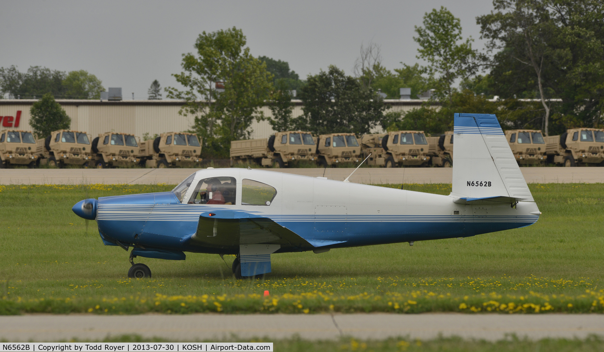 N6562B, 1958 Mooney M20A C/N 1232, Airventure 2013