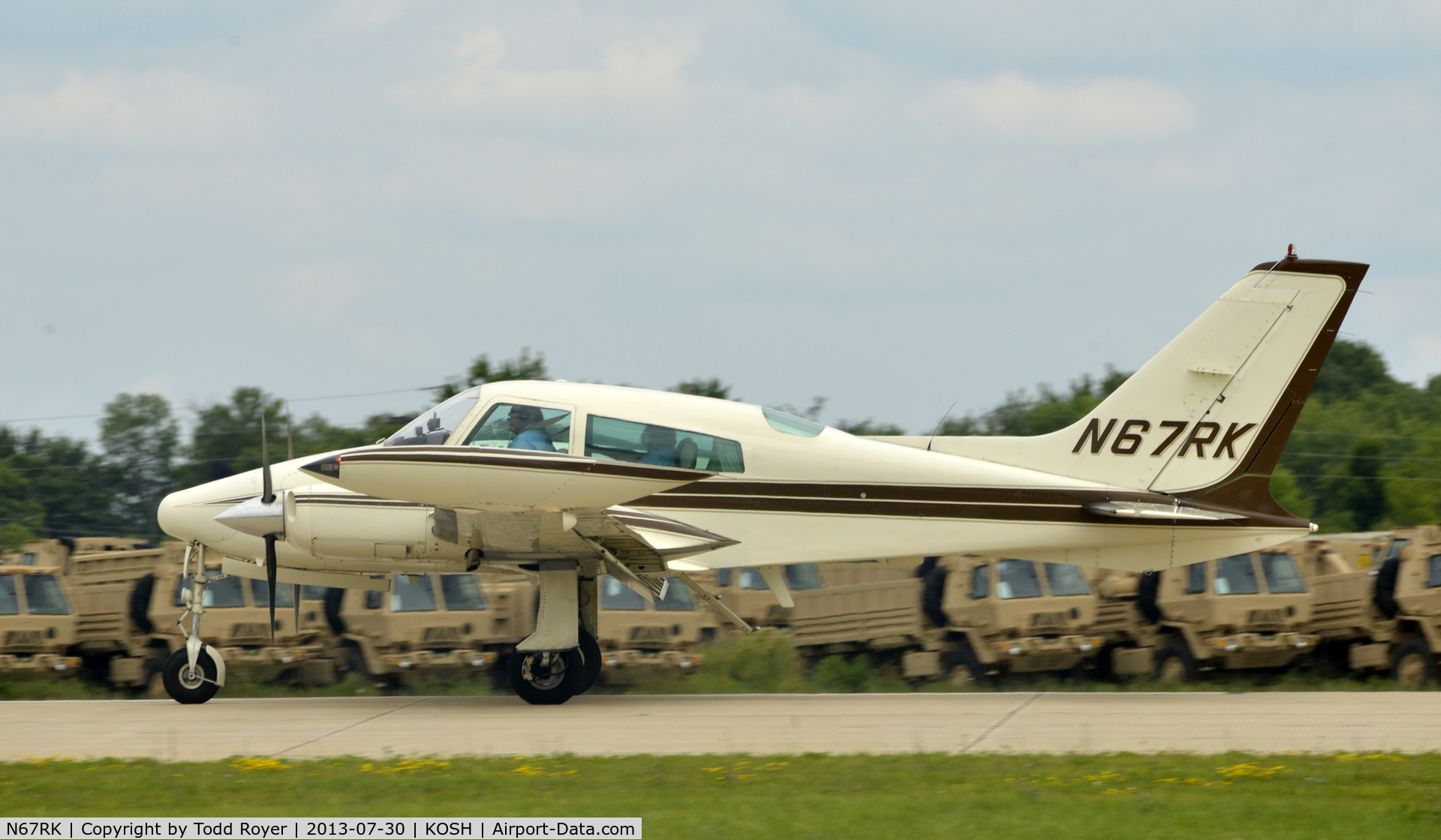 N67RK, 1974 Cessna T310Q C/N 310Q1107, Airventure 2013