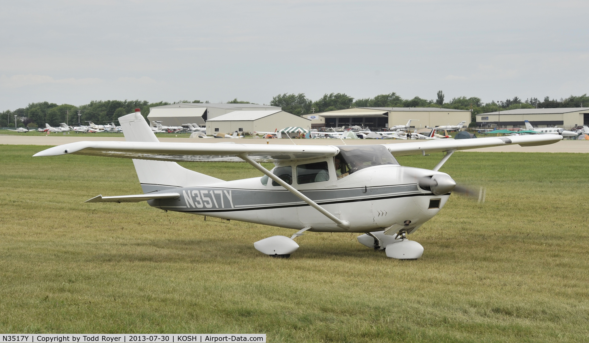 N3517Y, 1962 Cessna 182E Skylane C/N 18254417, Airventure 2013