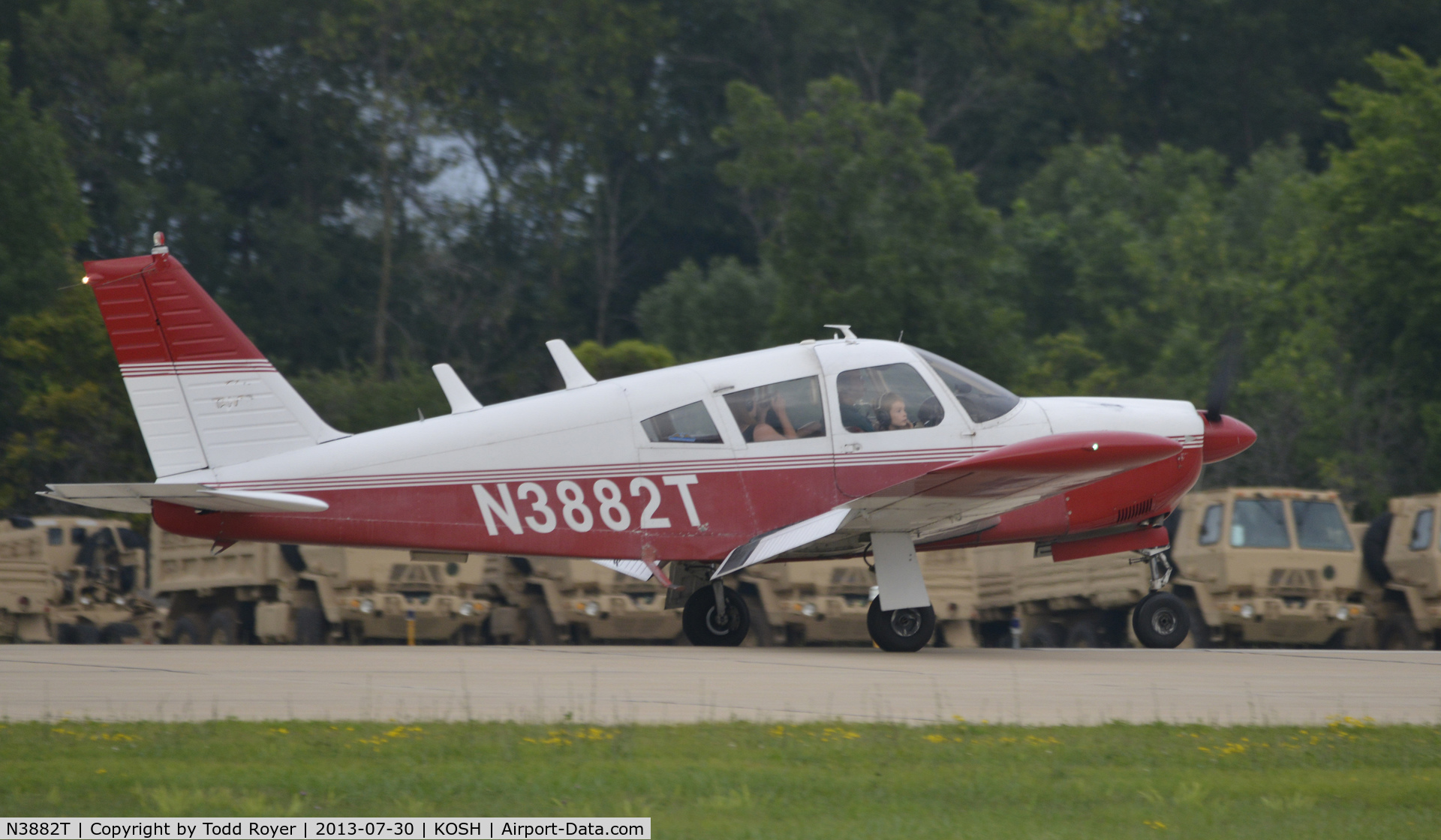 N3882T, 1968 Piper PA-28R-180 Cherokee Arrow C/N 28R-30209, Airventure 2013